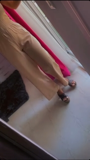Neha Malik feet photo thumbnail