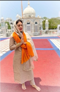 Neha Malik feet photo thumbnail