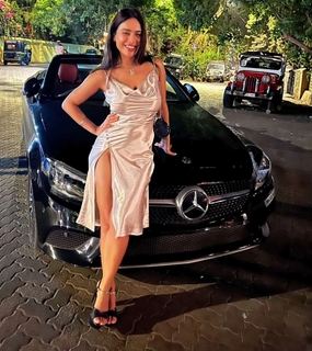 Neha Malik feet photo thumbnail