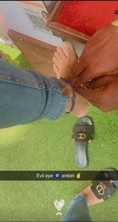 Neha Malik feet photo thumbnail