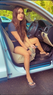Neha Malik feet photo thumbnail