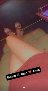 Neha Malik feet photo thumbnail