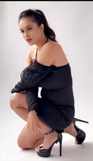 Neha Malik feet photo thumbnail