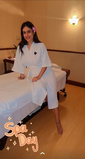 Neha Malik feet photo thumbnail
