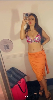 Neha Malik feet photo thumbnail