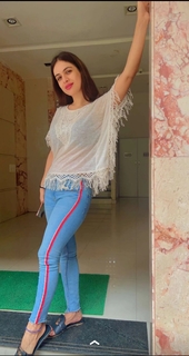 Neha Malik feet photo thumbnail