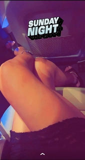 Neha Malik feet photo thumbnail
