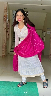 Neha Malik feet photo thumbnail