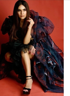 Neha Malik feet photo thumbnail