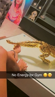 Neha Malik feet photo thumbnail
