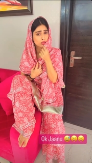 Neha Malik feet photo thumbnail