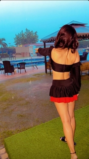 Neha Malik feet photo thumbnail