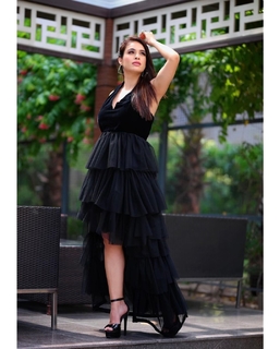 Neha Malik feet photo thumbnail
