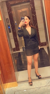 Neha Malik feet photo thumbnail