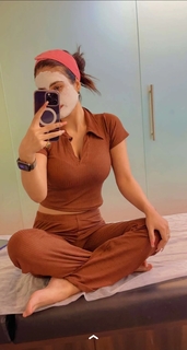 Neha Malik feet photo thumbnail