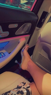 Neha Malik feet photo thumbnail