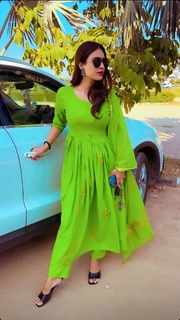 Neha Malik feet photo thumbnail