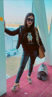 Neha Malik feet photo thumbnail