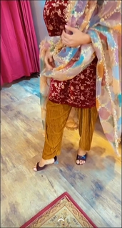 Neha Malik feet photo thumbnail