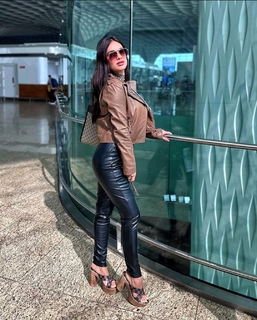 Neha Malik feet photo thumbnail