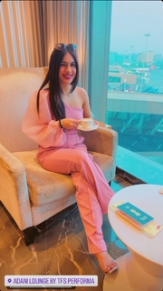 Neha Malik feet photo thumbnail