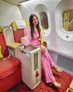 Neha Malik feet photo thumbnail