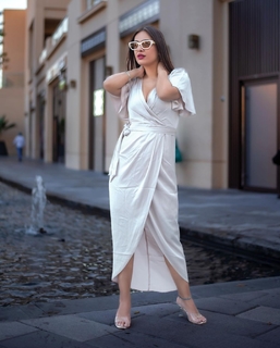 Neha Malik feet photo thumbnail