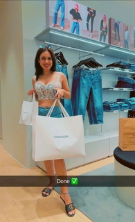 Neha Malik feet photo thumbnail