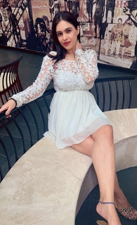 Neha Malik feet photo thumbnail