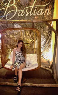 Neha Malik feet photo thumbnail