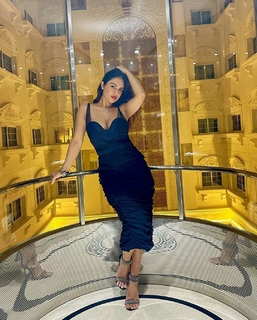 Neha Malik feet photo thumbnail