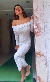 Neha Malik feet photo thumbnail