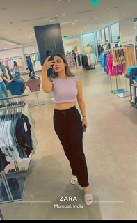 Neha Malik feet photo thumbnail