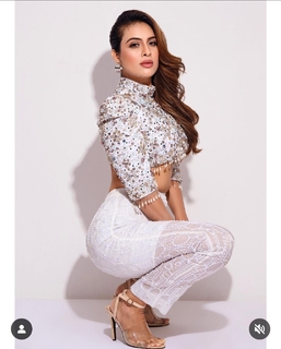 Neha Malik feet photo thumbnail