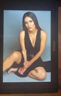 Neha Malik feet photo thumbnail