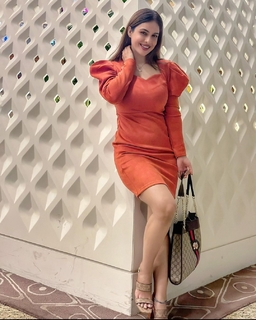 Neha Malik feet photo thumbnail