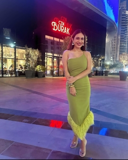 Neha Malik feet photo thumbnail