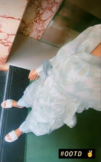 Neha Malik feet photo thumbnail