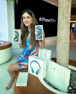 Neha Malik feet photo thumbnail