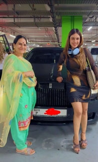Neha Malik feet photo thumbnail