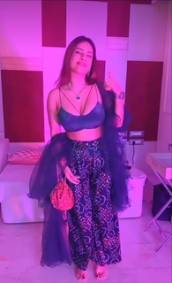 Neha Malik feet photo thumbnail