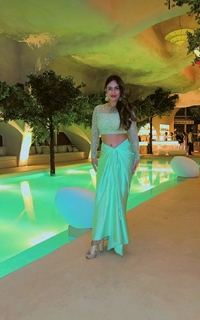 Neha Malik feet photo thumbnail