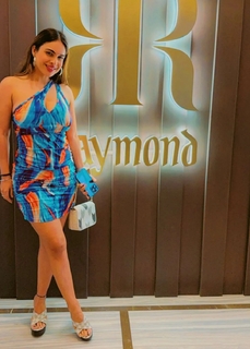 Neha Malik feet photo thumbnail