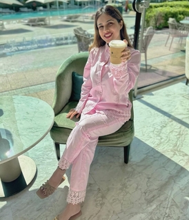 Neha Malik feet photo thumbnail