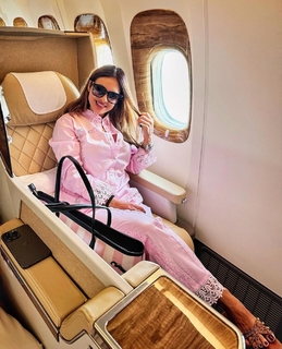 Neha Malik feet photo thumbnail