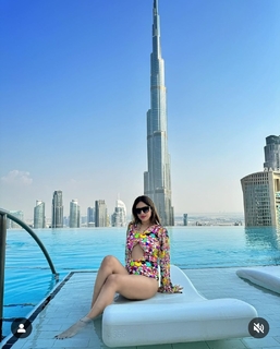 Neha Malik feet photo thumbnail