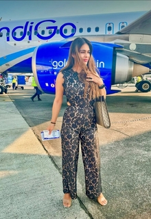 Neha Malik feet photo thumbnail