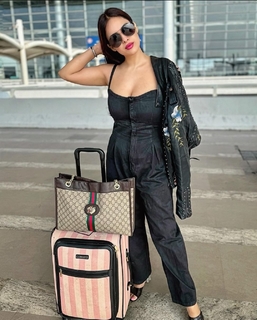 Neha Malik feet photo thumbnail