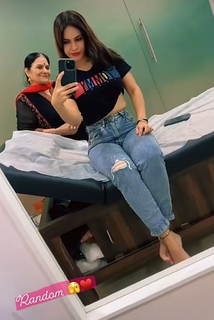 Neha Malik feet photo thumbnail