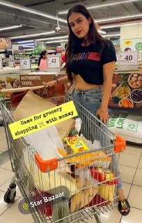 Neha Malik feet photo thumbnail